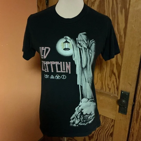 Led Zeppelin Stairway to Heaven Graphic Band T-Shirt Classic Rock Tee - Picture 7 of 9